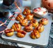Запеченный картофель с липкой колбаской