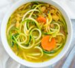 Домашний суп с куркумой и цукини