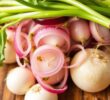 Маринованный лук для салатов: секрет идеального вкуса и хруста
